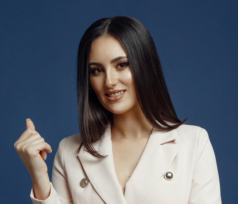 Pagina principală 146 Doina Danielean Doina Danielean Doina Danielean